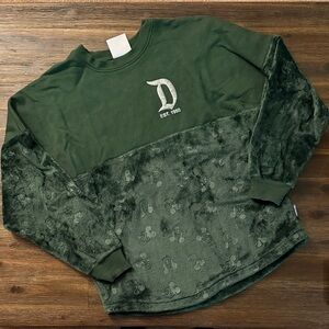 Disneyland Resort Green Fuzzy Mickey Icon Spirit Jersey w/ Silver Letters Small